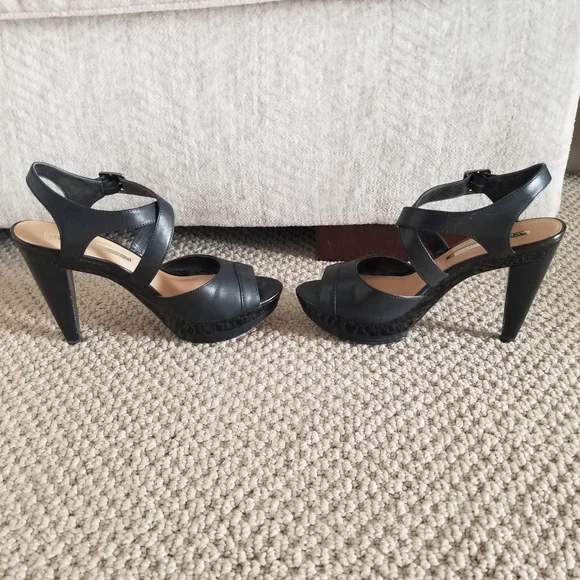 Audrey Brooke Black Leather Sandals Heels Size 6.5M - Picture 5 of 11